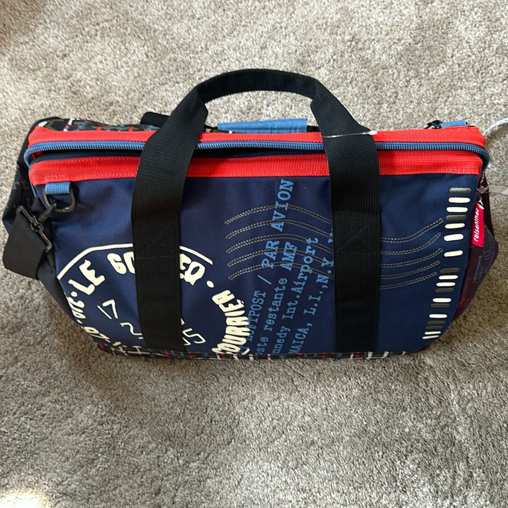 Reisenthel script print hinged duffle tote